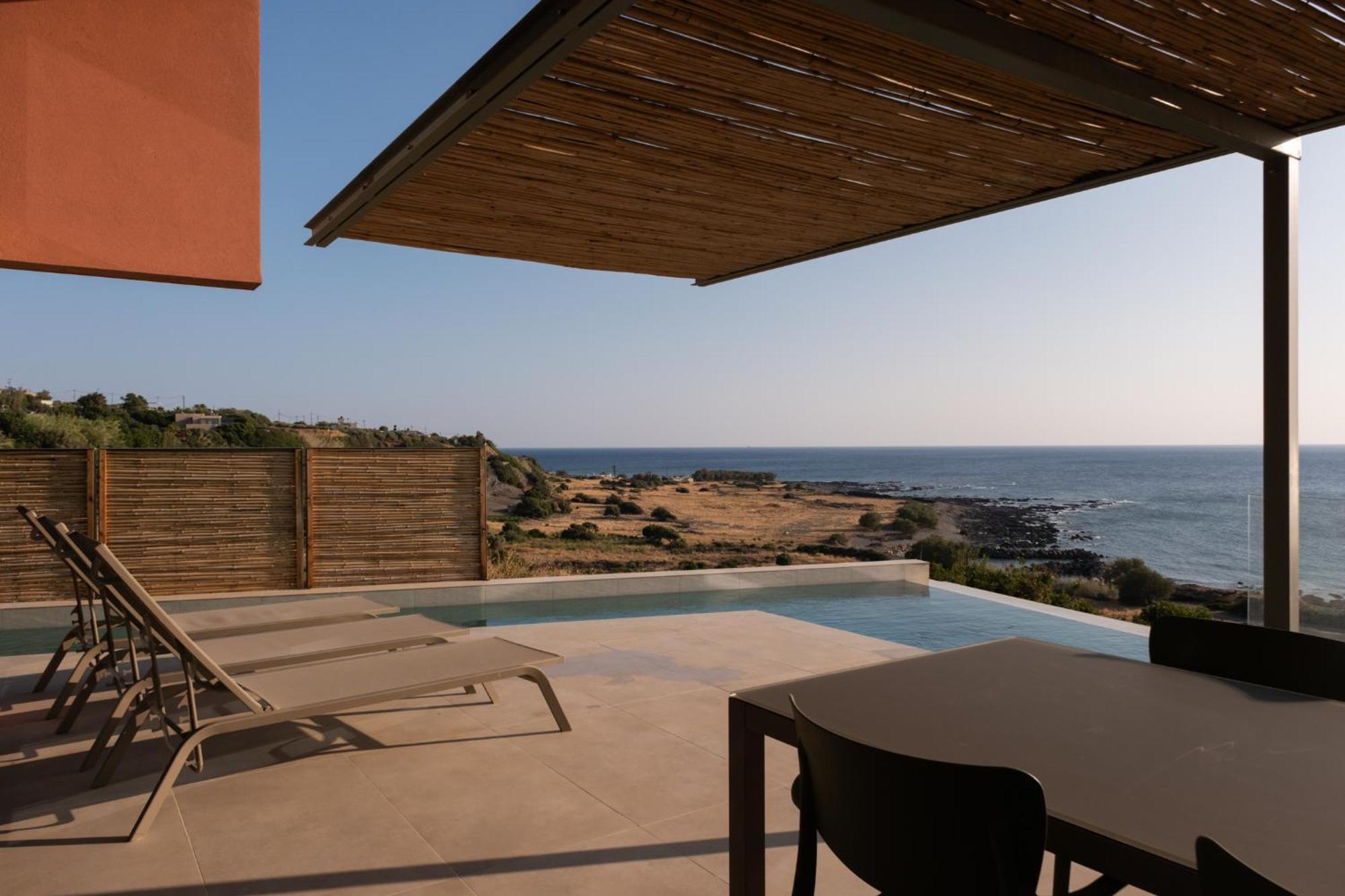 Casa Tarrha- Beachfront With Heated Pool * Livadia (Crete)