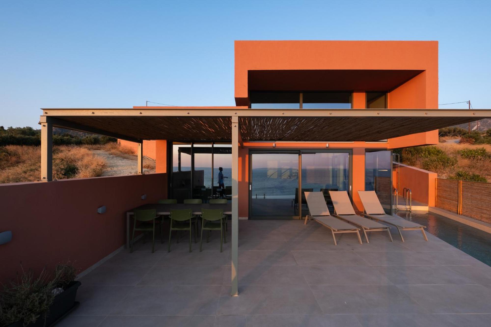 Casa Tarrha- Beachfront With Heated Pool 別墅