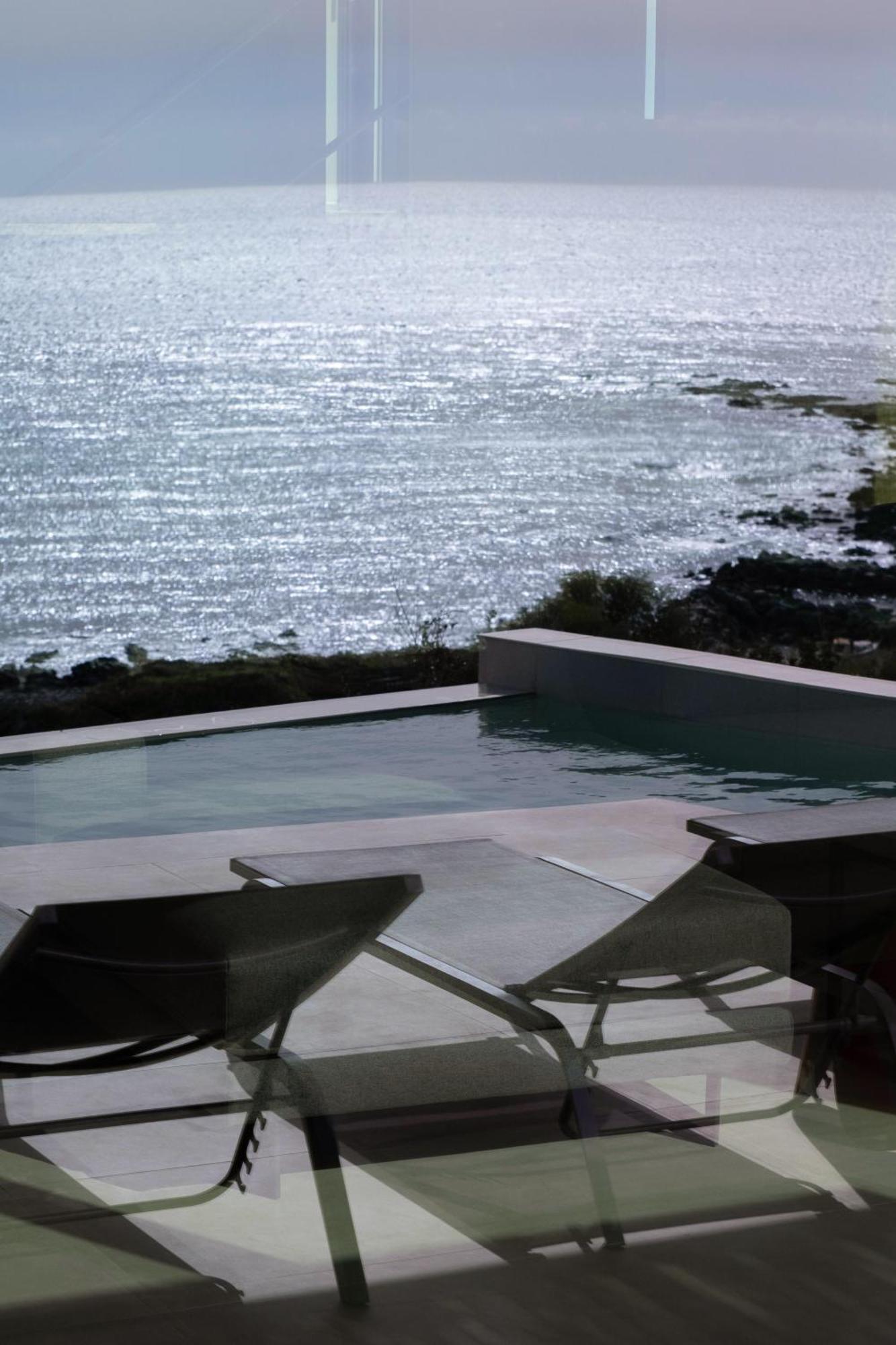 Casa Tarrha- Beachfront With Heated Pool Livadia (Crete)